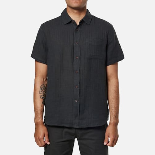 on model image of Alan Short Sleeve Shirt