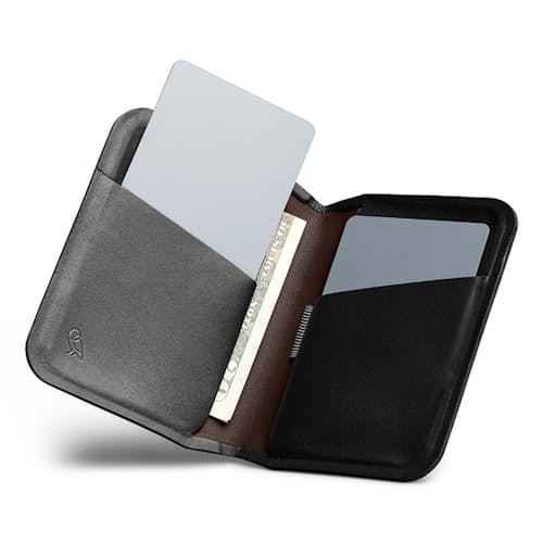 laydown image of Apex Slim Sleeve
