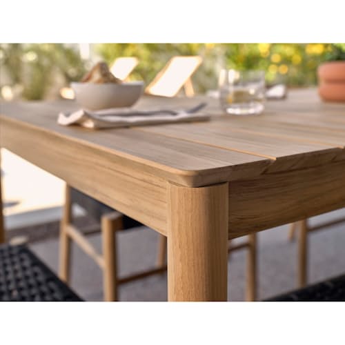lifestyle image of The Outdoor Dining Set - 6 Chairs