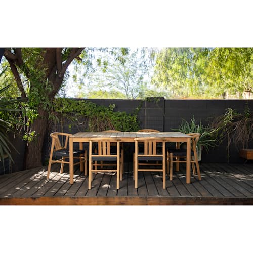 laydown image of The Outdoor Dining Set - 6 Chairs
