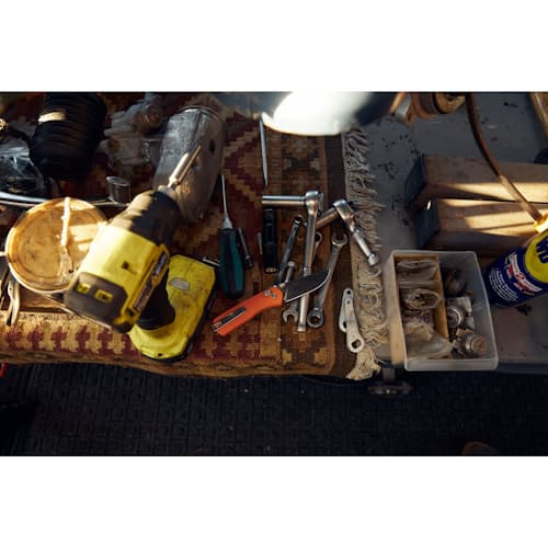 lifestyle image of The Carter Pocket Knife