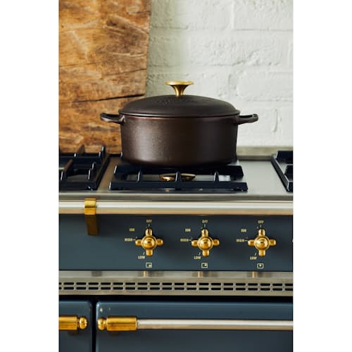 lifestyle image of 3.5 QT Dutch Oven