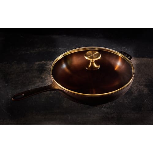 lifestyle image of No. 11 Deep Skillet with Glass Lid