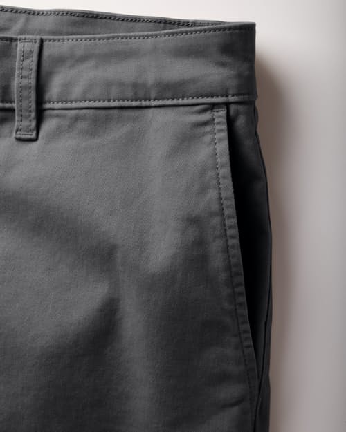 laydown detail image of 365 Chino Short - 5"