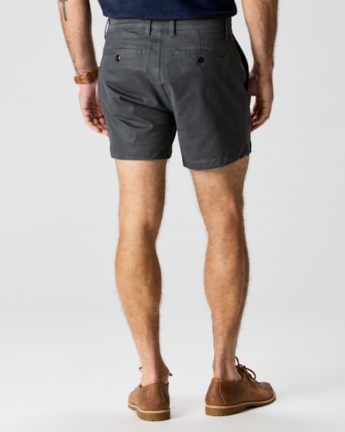 on model image of 365 Chino Short - 5"