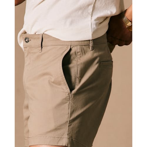 on model image of 365 Short - 5"