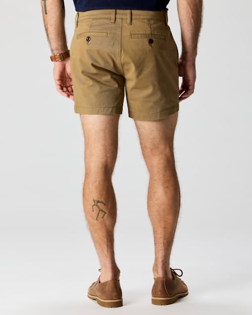 on model image of 365 Chino Short - 5"