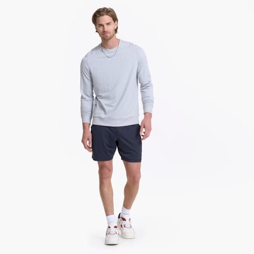 on model image of Ponto Performance Short - 7.5"