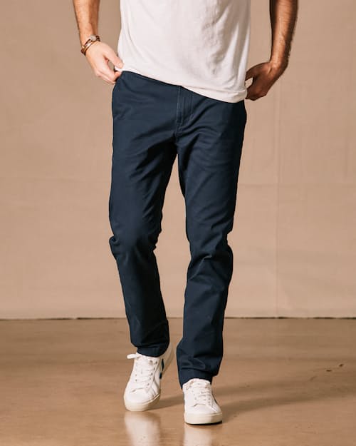 on model image of 365 Chino Pant - HB Straight