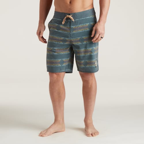 lifestyle image of Stretch Bruja Board Short - 8.5"