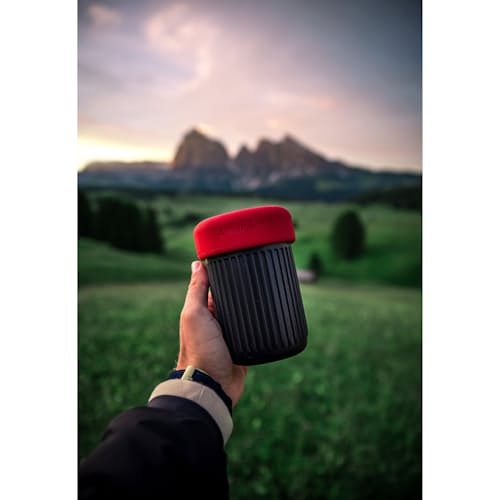 laydown image of AeroPress Go