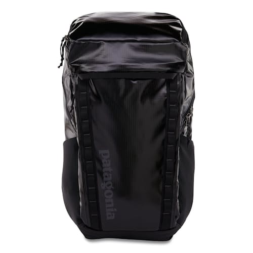 laydown image of Black Hole Pack 32L