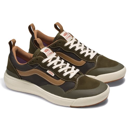 laydown image of ULTRARANGE EXO SE Sneaker