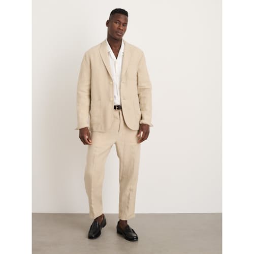 on model image of Mercer Cotton Linen Blazer