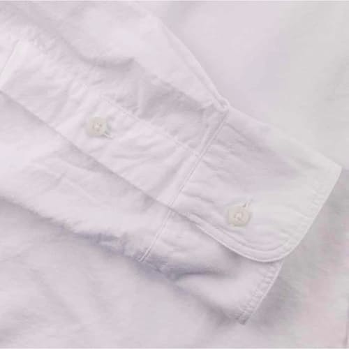 laydown detail image of Classic American Vintage Slim Oxford Shirt