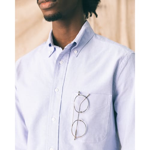 on model image of Classic American Vintage Slim Oxford Shirt