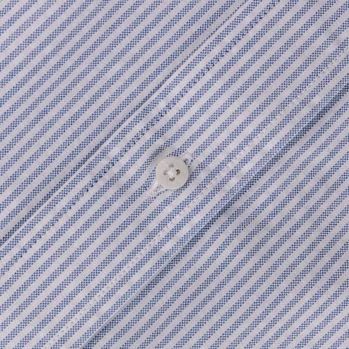 lifestyle image of Classic American Vintage Slim Oxford Shirt