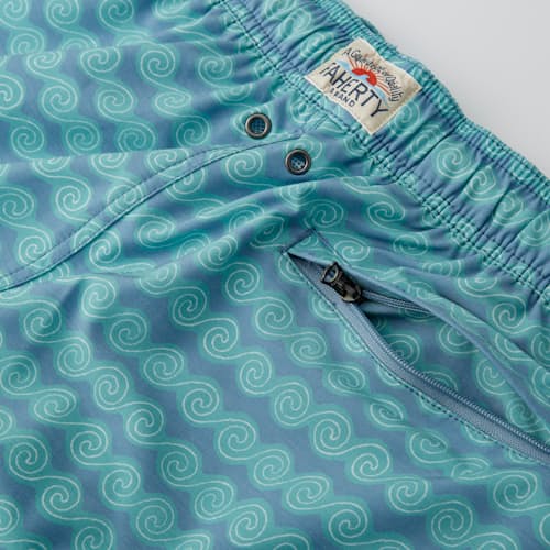 lifestyle image of Beacon Trunk - 7"