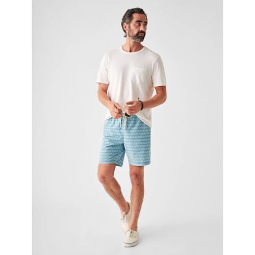 lifestyle image of Beacon Trunk - 7"