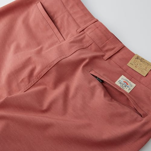 lifestyle image of All Day 4-Way Stretch Shorts - 9"