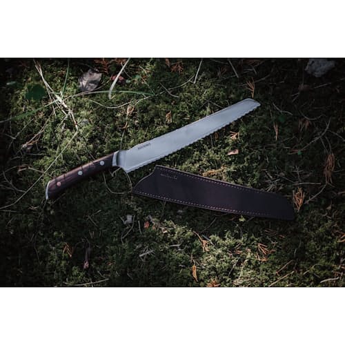 laydown image of No. 9 Bread Knife