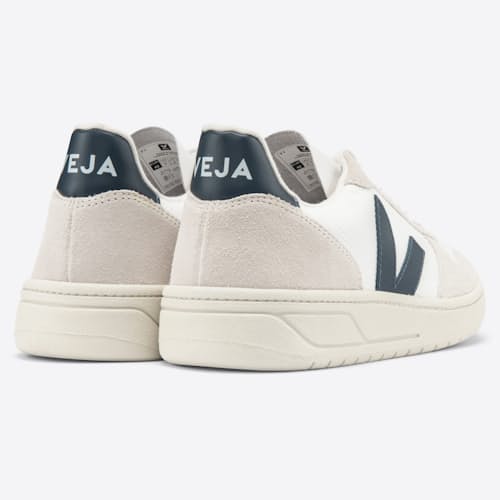 laydown detail image of V-10 Mesh Sneaker