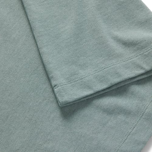 lifestyle image of The Short Sleeve Heavy Bag Henley