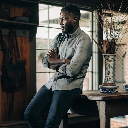lifestyle image of The Jack Everyday Slim Oxford Shirt