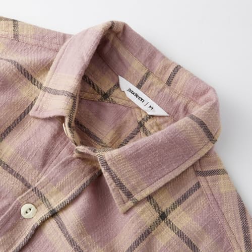 lifestyle image of Crosscut Flannel