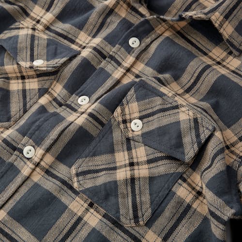 lifestyle image of Crosscut Flannel