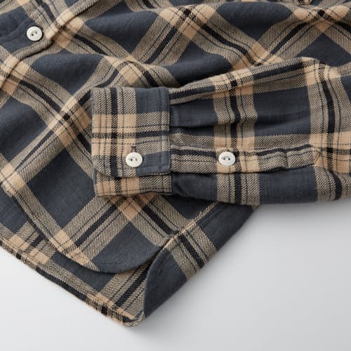 lifestyle image of Crosscut Flannel