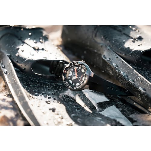 laydown image of Promaster Dive Watch