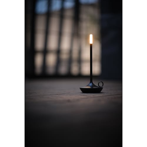 laydown image of Wick