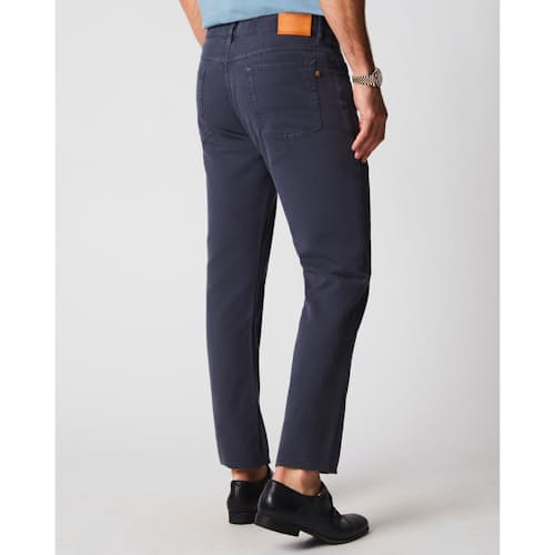 on model image of Cotton Linen 5-Pocket