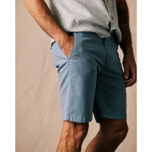 on model image of 365 Short - 9"