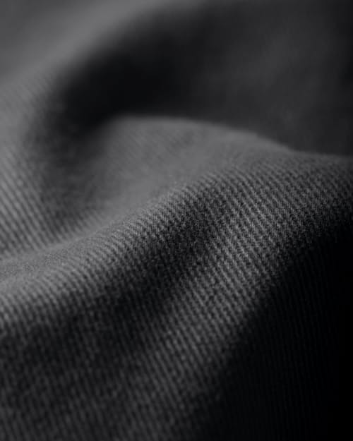 laydown detail image of 365 Chino Short - 7"