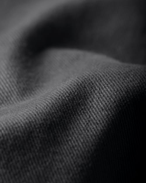 laydown detail image of 365 Chino Short - 7"