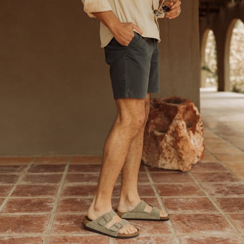 lifestyle image of 365 Short - 7"