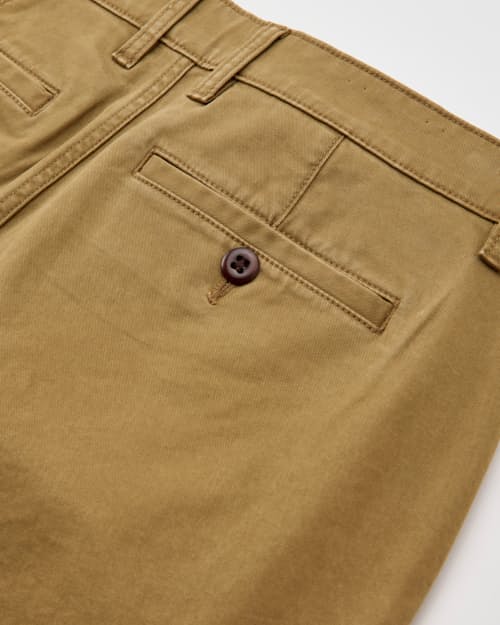laydown detail image of 365 Chino Short - 7"