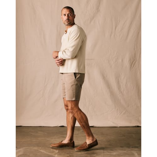 on model image of 365 Short - 7"