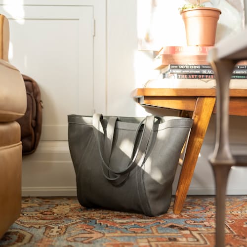 lifestyle image of Women's Ward Reversible Tote