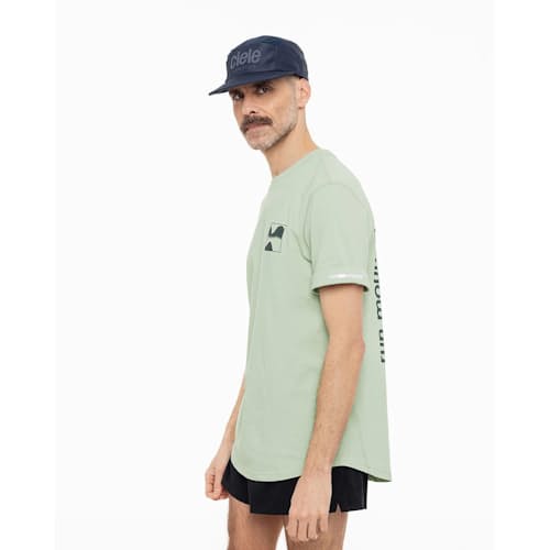 laydown image of Gocap Hat