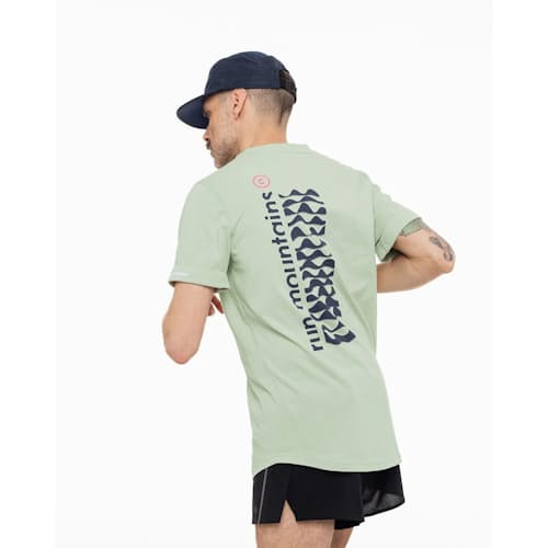 laydown image of Gocap Hat