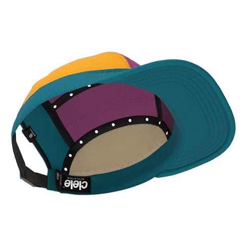 laydown image of Gocap Hat