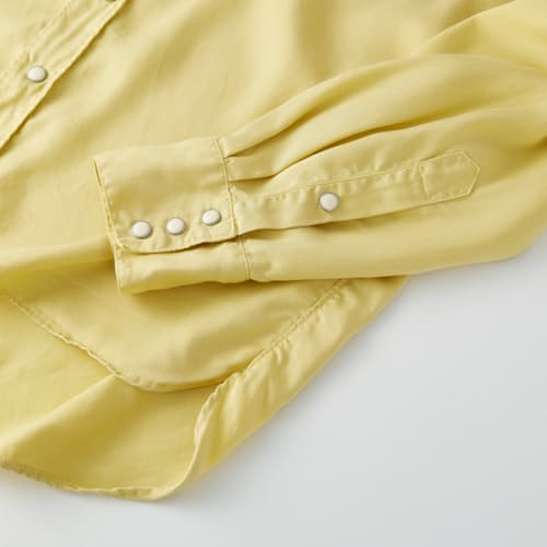 lifestyle image of Tencel Pearl Snapshirt