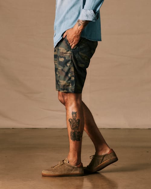 on model image of Flyweight Flex Short - 8.5"