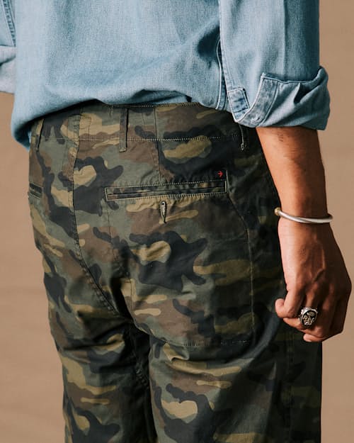 on model image of Flyweight Flex Short - 8.5"