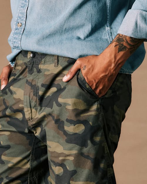 on model image of Flyweight Flex Short - 8.5"