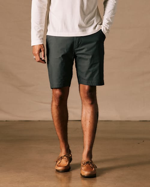 on model image of Flyweight Flex Short - 8.5"