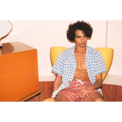 lifestyle image of Diamond Short Sleeve Terry Shirt